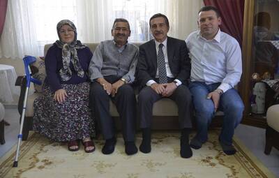 İYİ ZAMANDA, ZOR ZAMANDA...